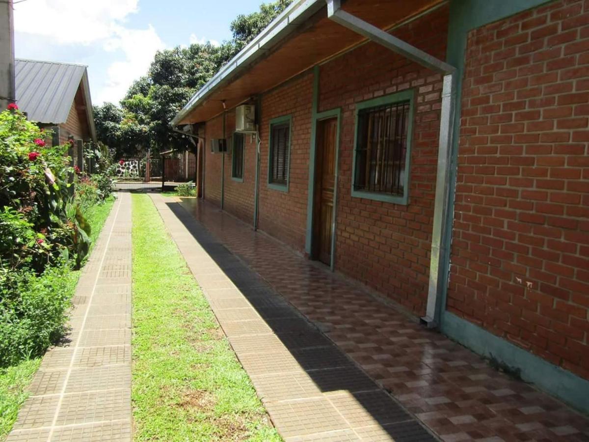 Cabanas Dorys Cataratas Del Iguazu Πουέρτο Ιγκουασού Εξωτερικό φωτογραφία